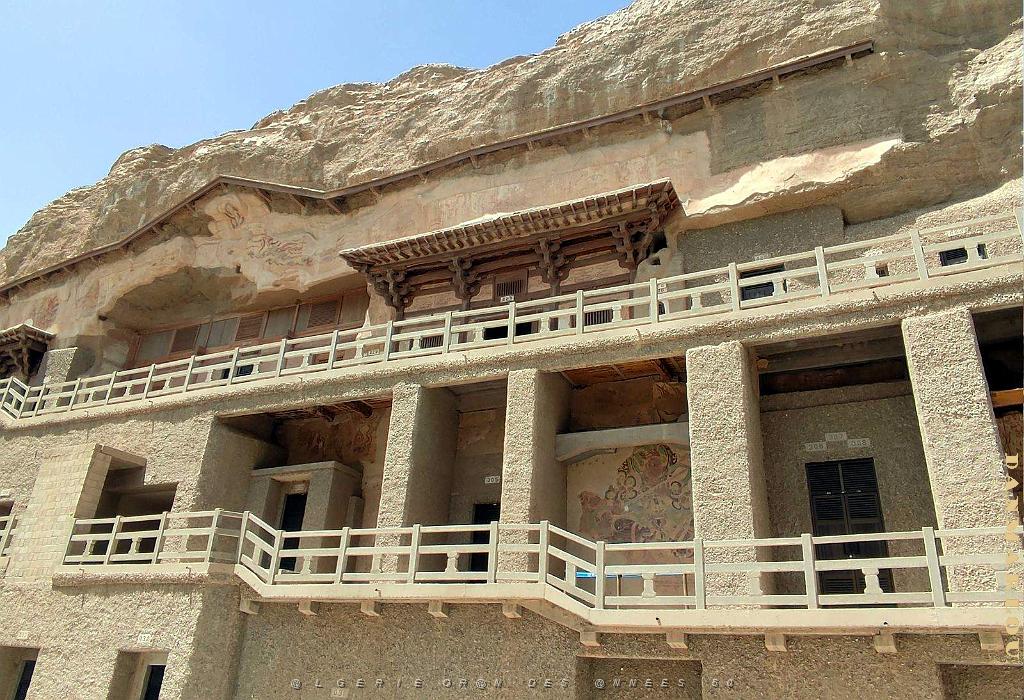 DUNHUANG - 044 -Grottes de Mogao .jpg